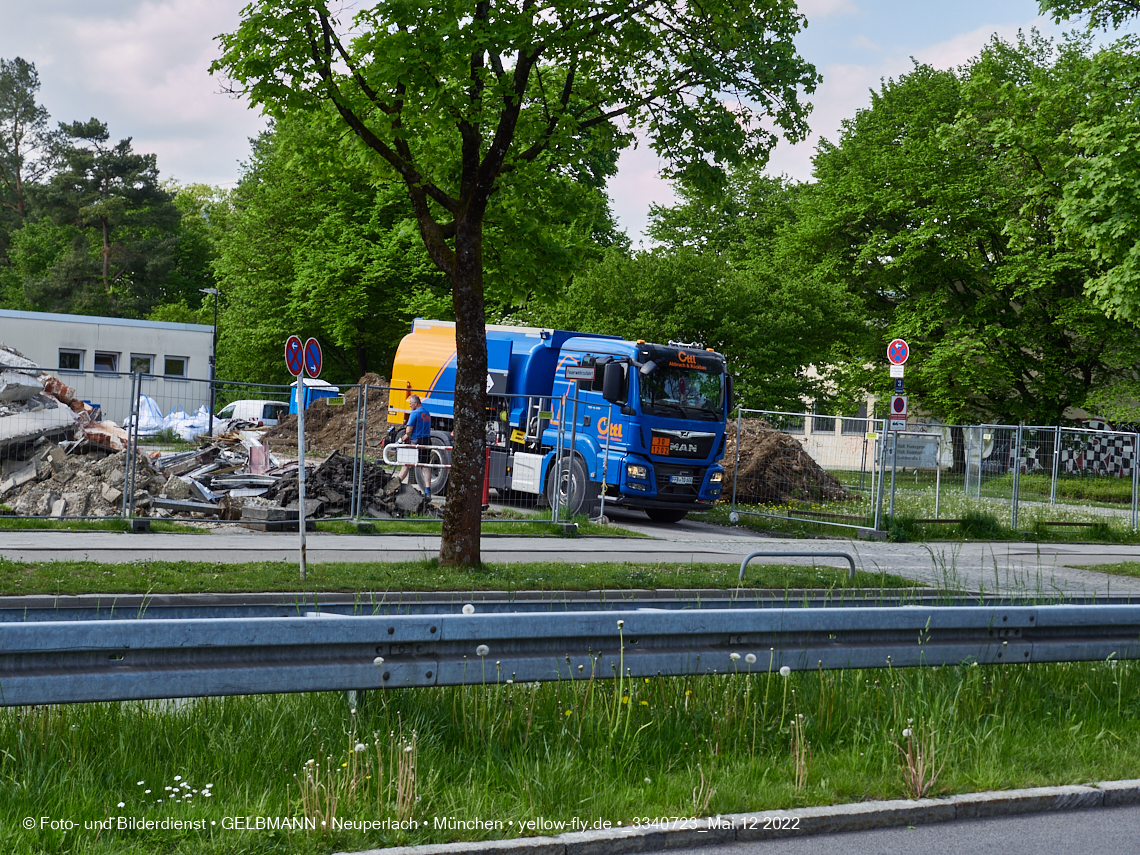 12.05.2022 - Baustelle am Haus für Kinder in Neuperlach